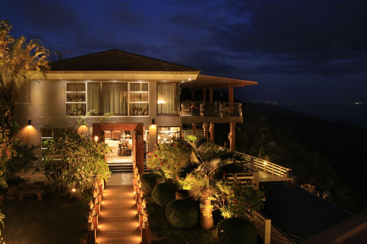 The Oriental Luxury Suites Alfonso ภายนอก รูปภาพ