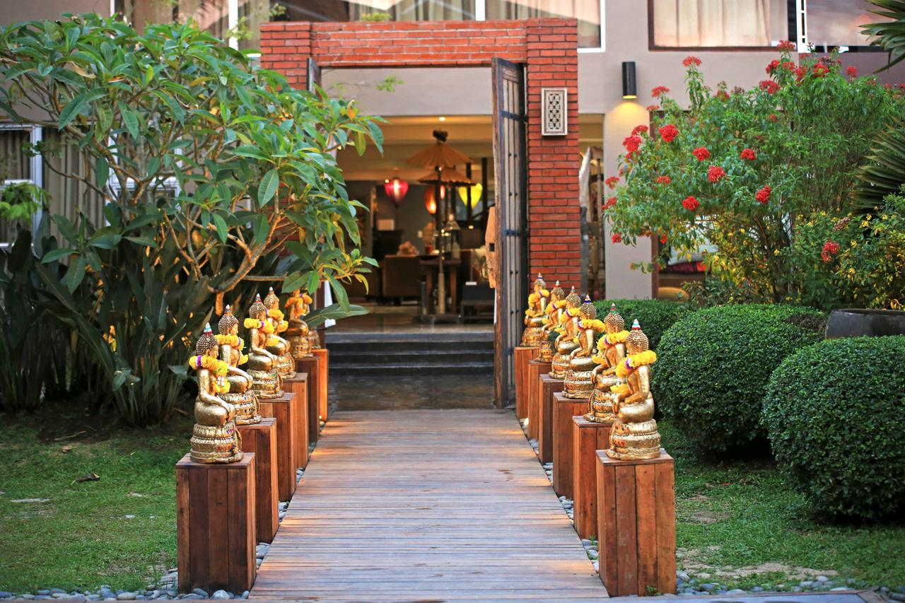 The Oriental Luxury Suites Alfonso ภายนอก รูปภาพ