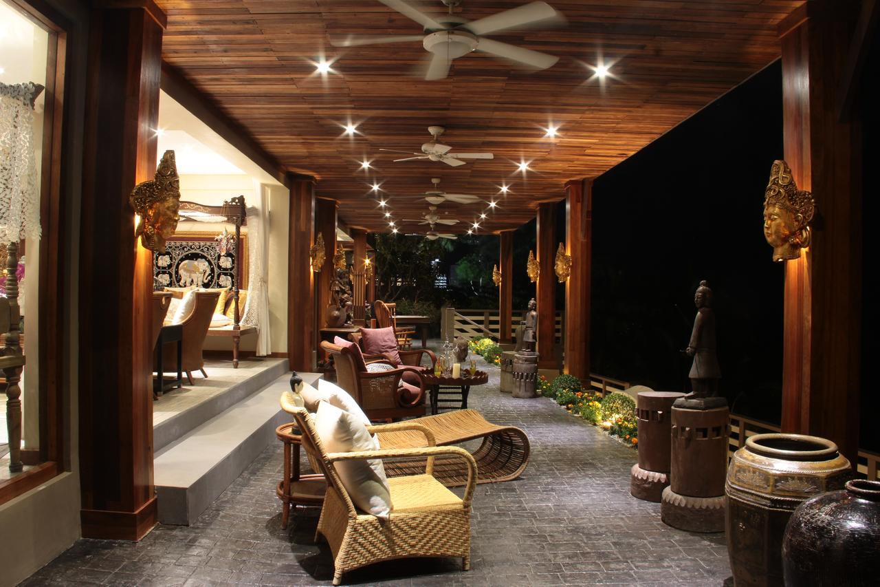 The Oriental Luxury Suites Alfonso ภายนอก รูปภาพ